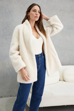 Load image into Gallery viewer, Matilda Wool Teddy Coat Winter White