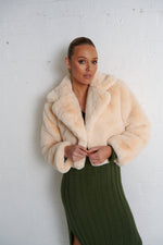 Load image into Gallery viewer, Marlee Faux Fur Jacket Cream (SAMPLE)