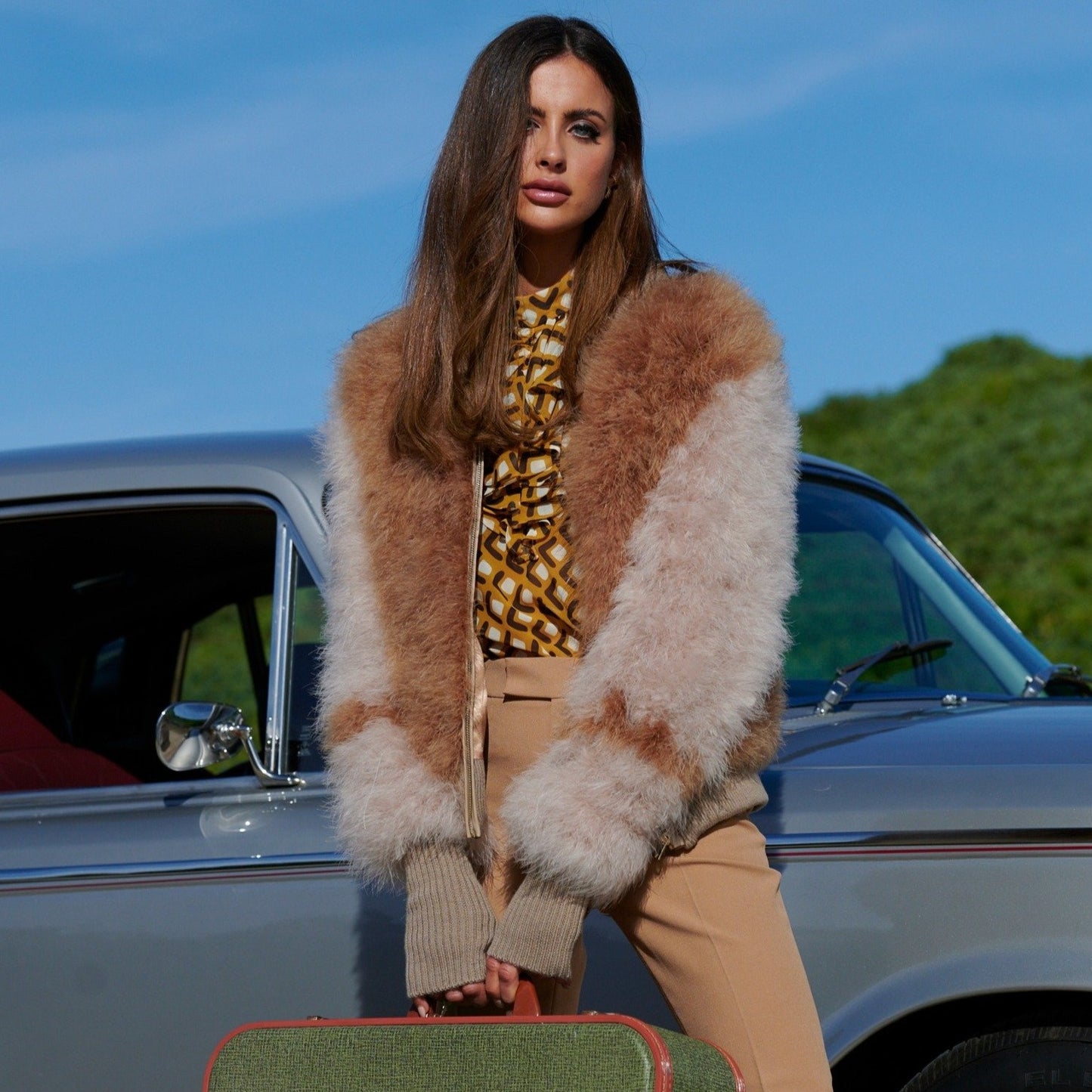 Kitty Bomber Camel & blush