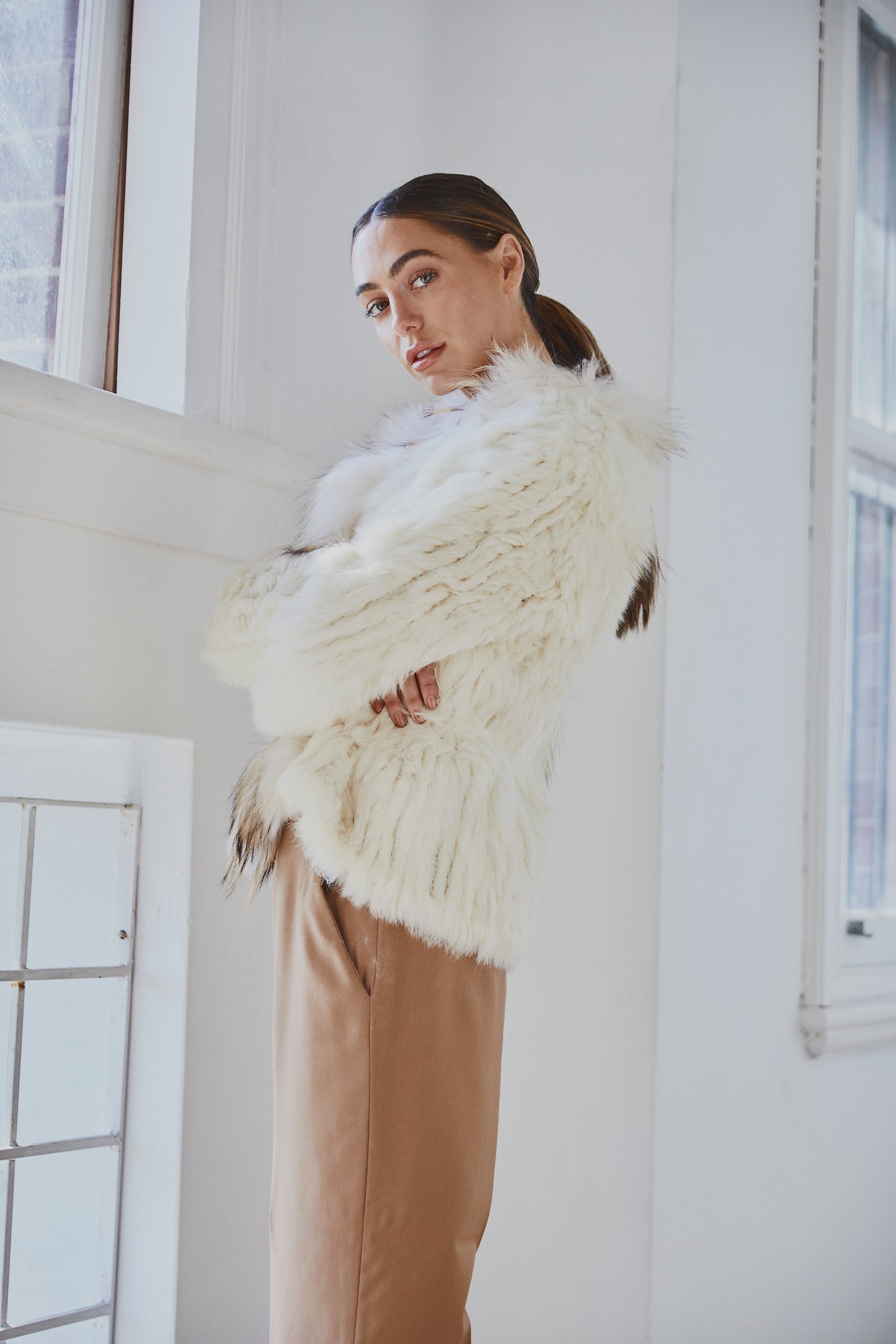 Lady Luxe Furs Jacket Cream