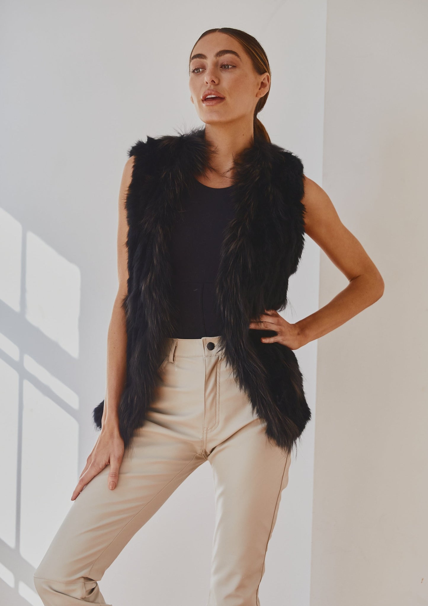 Lady Luxe Fur Vest Black