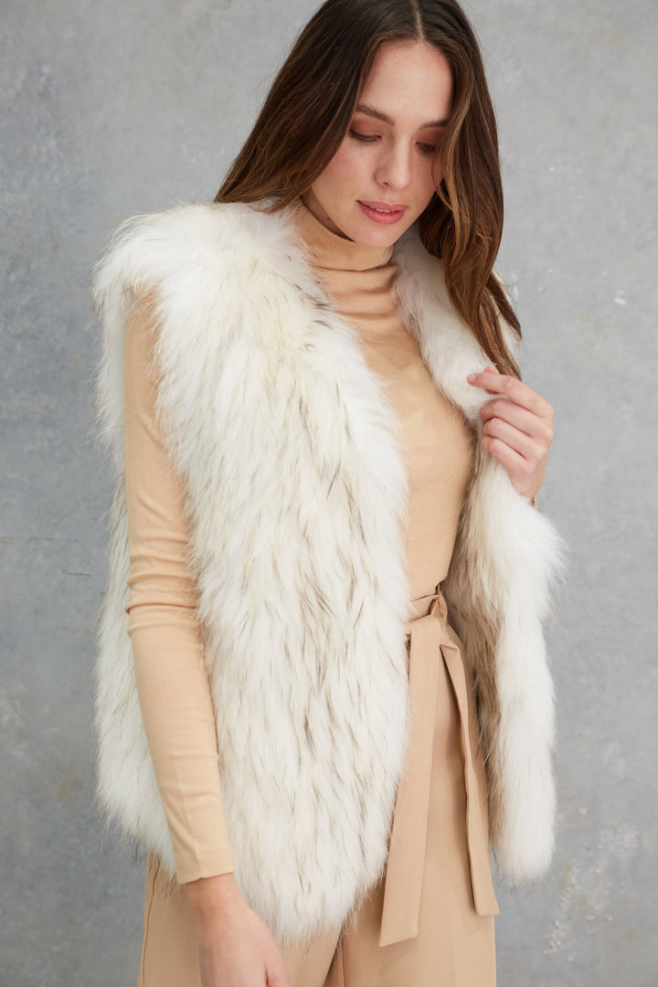Neesa Raccoon Vest  White Cloud