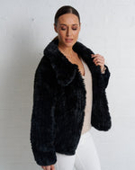 Load image into Gallery viewer, Leola Jacket Black
