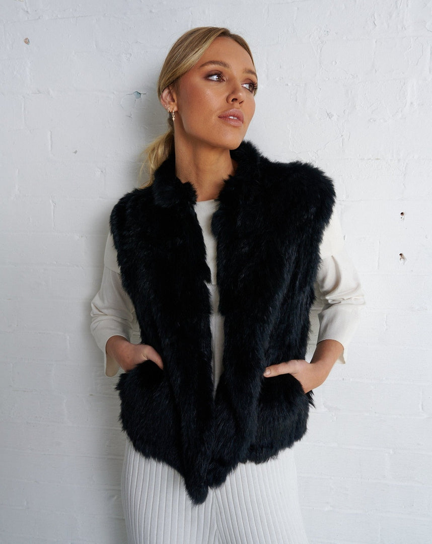 Neeve Vest  Black