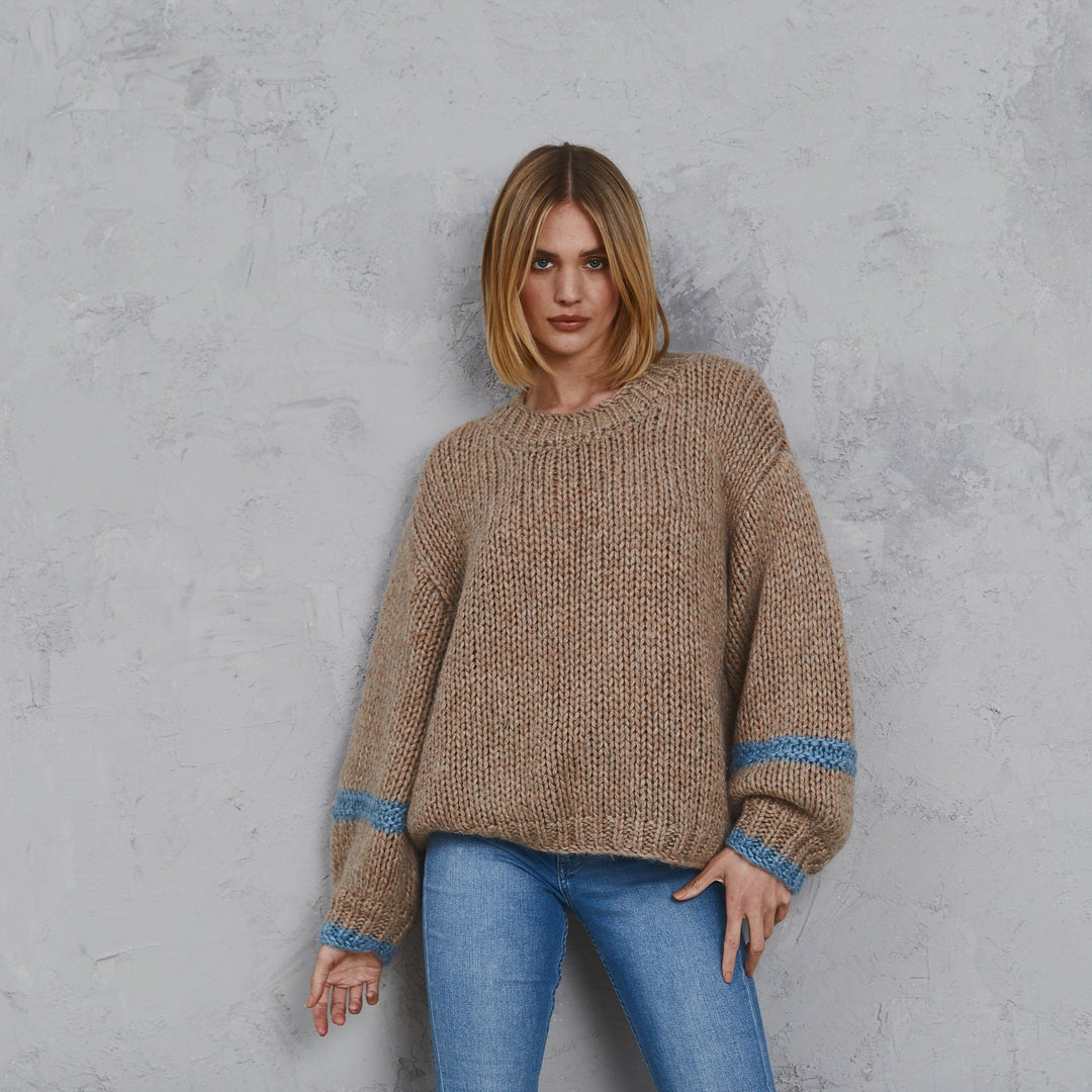 Avery Chunky Knit Sweater Tan & Sky