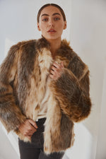 Load image into Gallery viewer, Faux Fur Jacket Wildcat
